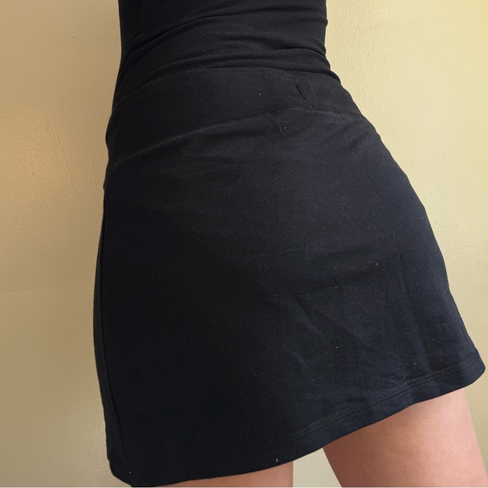 Mini skirt - Picture 2 of 2